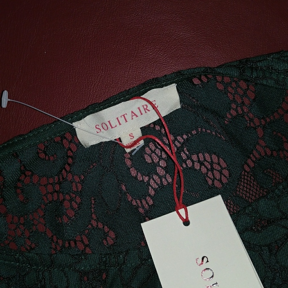 SOLITAIRE JADE GREEN LACE RUFFLE SLEEVE LAYERED - Picture 6 of 6